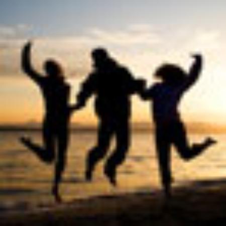 QiaoYi Xuan SiFang Cai